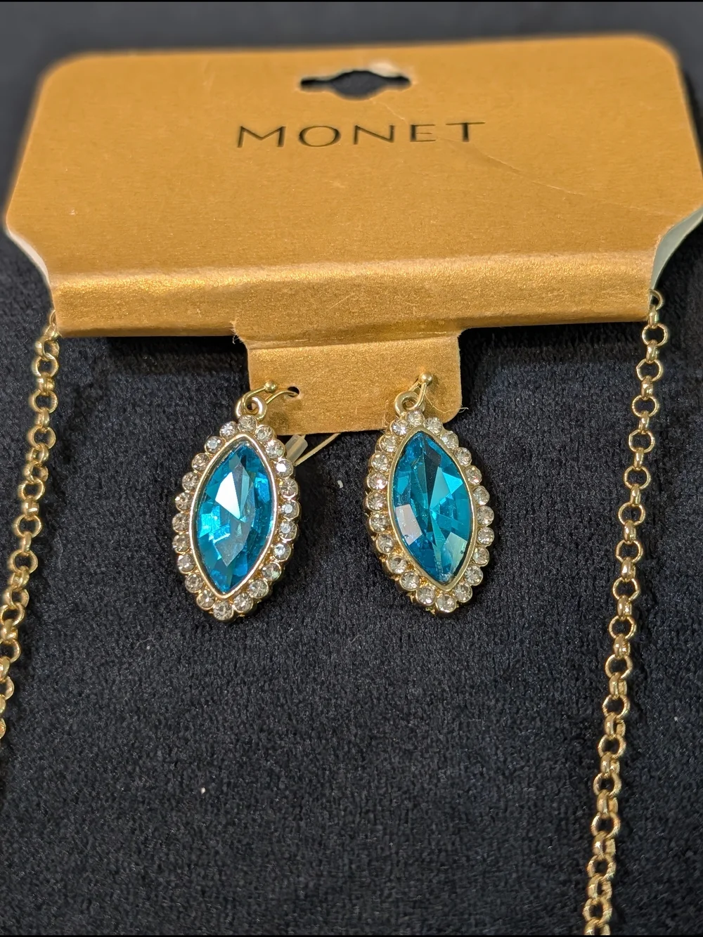 Monet gold tone